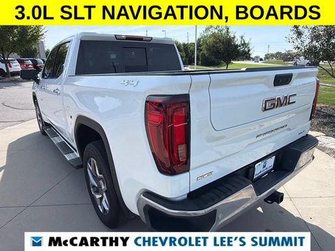 Used 2024 GMC Sierra 1500 SLT w/ SLT Premium Plus Package AWD/4WD image 12