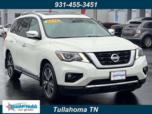Used 2019 Nissan Pathfinder Platinum image 1