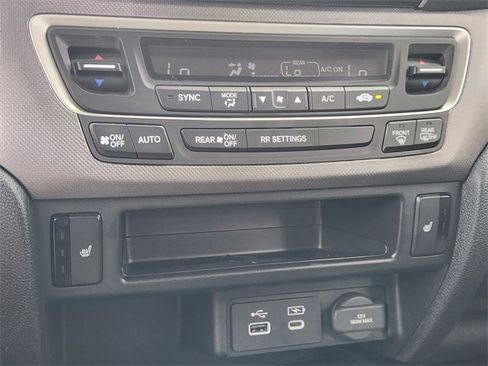 Certified 2025 Honda Ridgeline RTL image 25