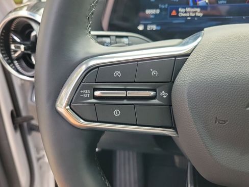 Used 2026 Chevrolet Equinox LT FWD image 18