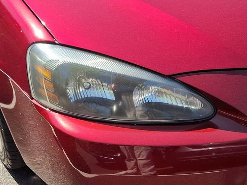 Used 2008 Pontiac Grand Prix GXP w/ Sun And Sound Package FWD image 8