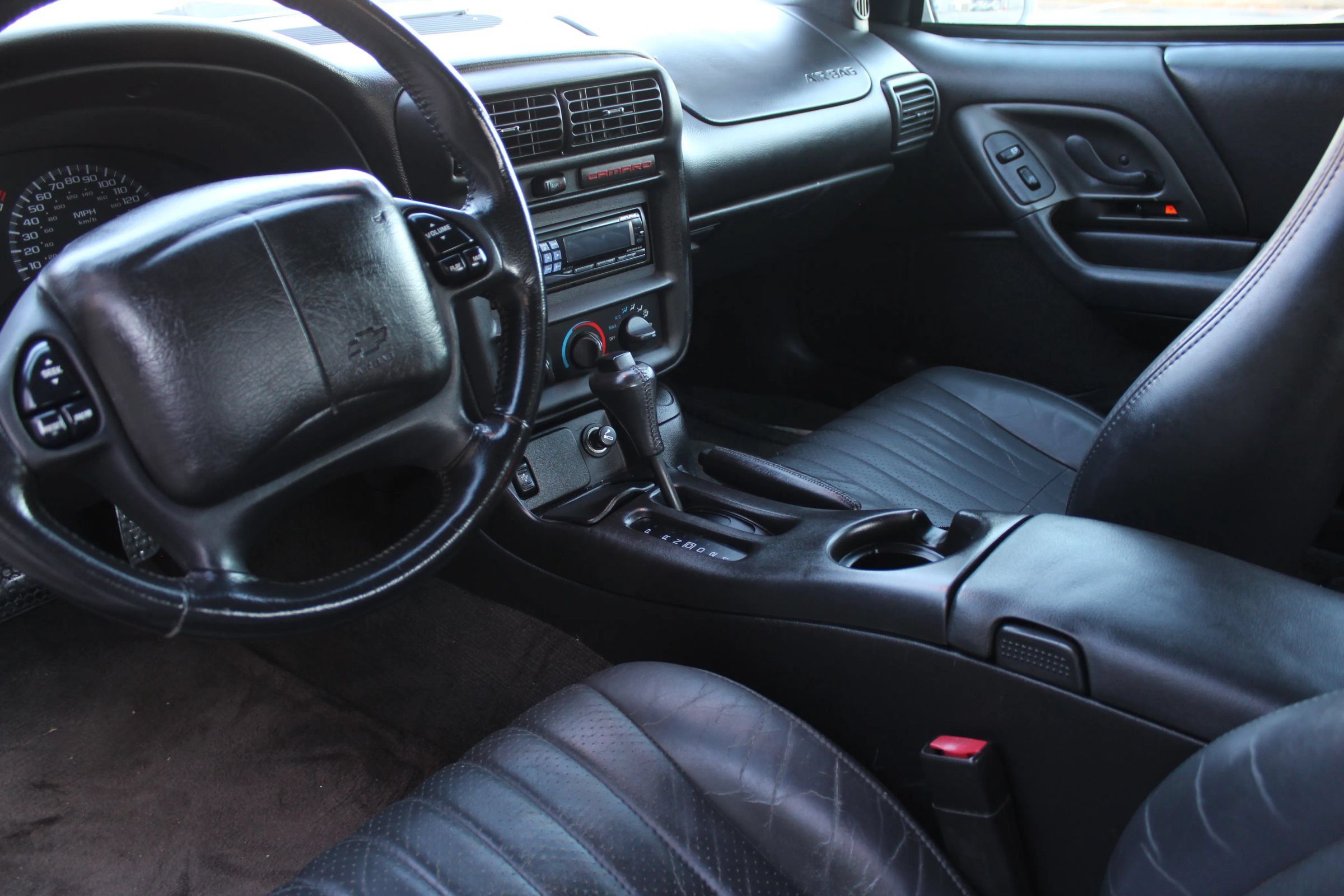 Used 2000 Chevrolet Camaro Z28 w/ SS Performance/Appearance Pkg RWD image 11