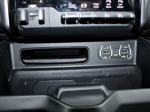 Used 2022 RAM 3500 Limited image 13