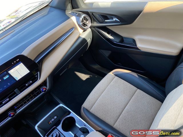 Used 2026 Chevrolet Equinox ACTIV w/ Convenience Package III FWD image 16