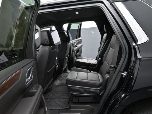 Used 2024 Chevrolet Tahoe High Country w/ Advanced Technology Package image 32