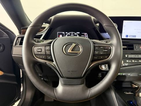 Used 2025 Lexus ES 350 w/ Premium Package FWD image 28