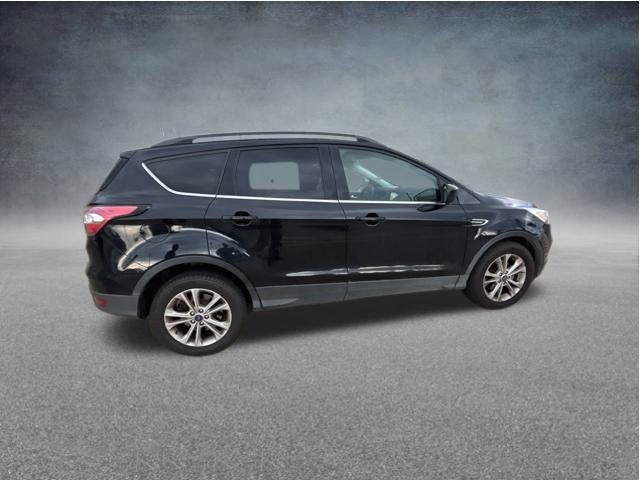 Used 2018 Ford Escape SE w/ SE Sync 3 Package FWD image 9