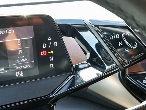 Used 2023 Volkswagen ID.4 Pro image 24