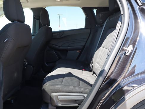 Used 2023 Ford Escape Active image 11