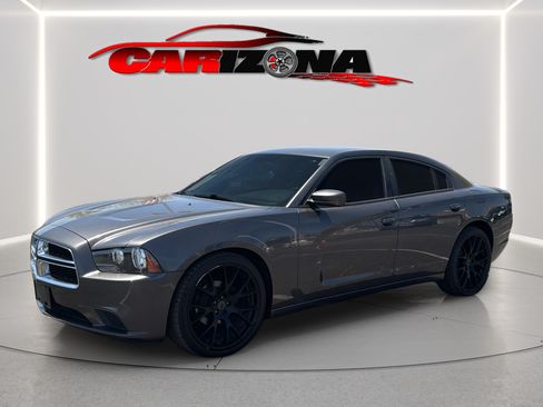 Used 2014 Dodge Charger SE RWD image 12