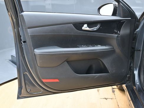 Used 2023 Kia Forte GT-Line image 51