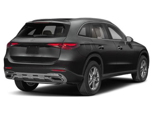 Certified 2025 Mercedes-Benz GLC 300 4MATIC image 2