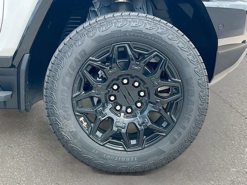 New 2026 GMC Hummer EV 4x4 Crew Cab image 19