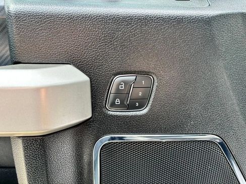 Used 2018 Ford F150 Lariat w/ Equipment Group 502A Luxury AWD/4WD image 25