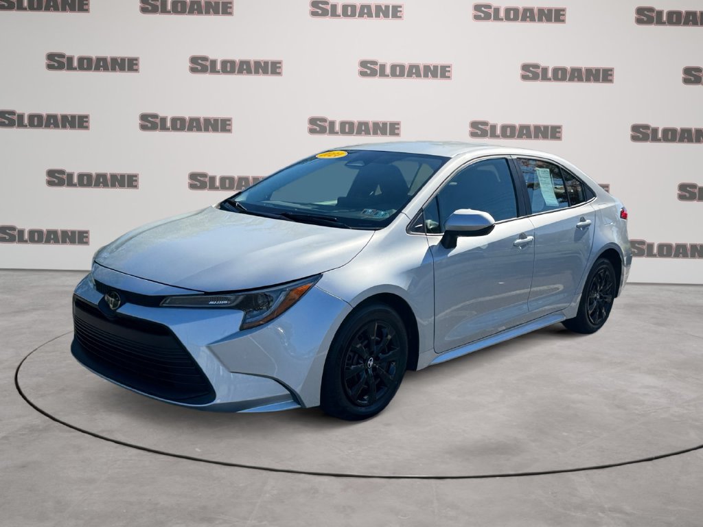Used 2024 Toyota Corolla LE FWD image 1