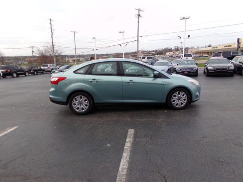 Used 2012 Ford Focus SE image 5