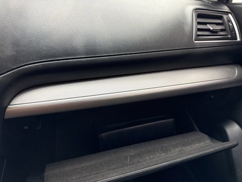 Used 2015 Subaru Outback 2.5i Premium AWD/4WD image 32