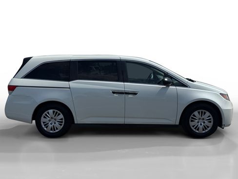 Used 2016 Honda Odyssey LX image 6