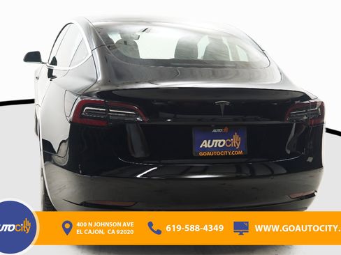 Used 2019 Tesla Model 3 Standard Range image 15