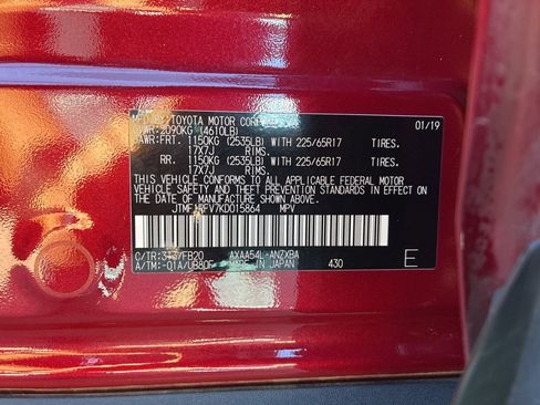 Used 2019 Toyota RAV4 LE image 26