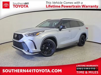 Used 2023 Toyota Highlander XSE
