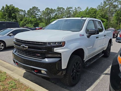 Used 2021 Chevrolet Silverado 1500 LT Trail Boss w/ Bed Protection Package image 4