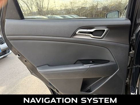 Certified 2023 Kia Sportage EX image 9