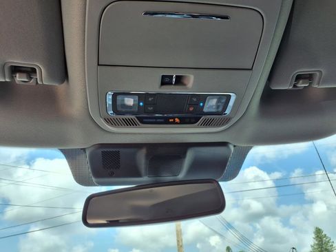 Used 2021 Ford F150 Lariat image 15