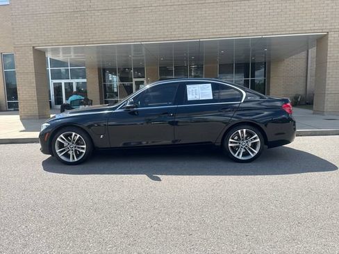 Used 2018 BMW 330e RWD image 1