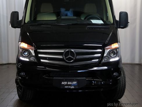 Used 2018 Mercedes-Benz Sprinter 3500 image 7