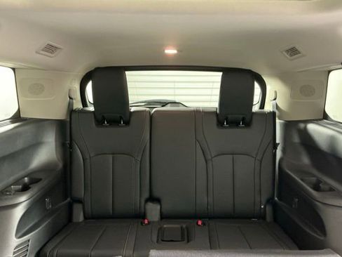 Certified 2024 INFINITI QX60 Luxe image 22