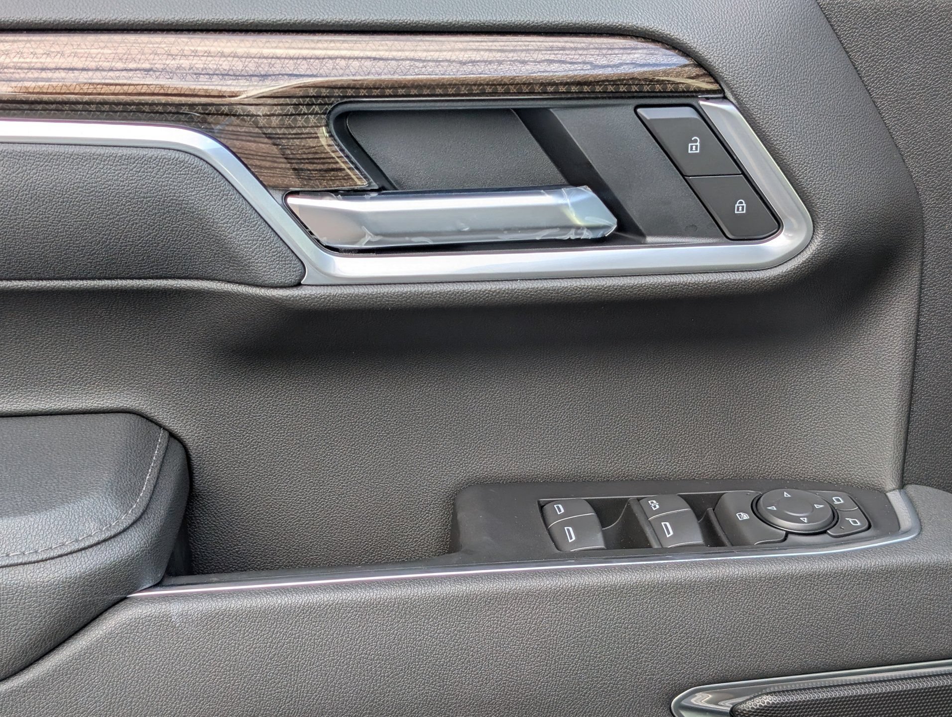 New 2026 Chevrolet Silverado 1500 RST w/ RST Select Package RWD image 18