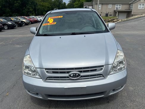 Used 2010 Kia Sedona EX w/ Luxury Pkg FWD image 3