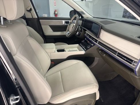 Used 2025 Hyundai Santa Fe Calligraphy image 19