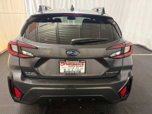 Certified 2024 Subaru Crosstrek 2.0i Premium image 16