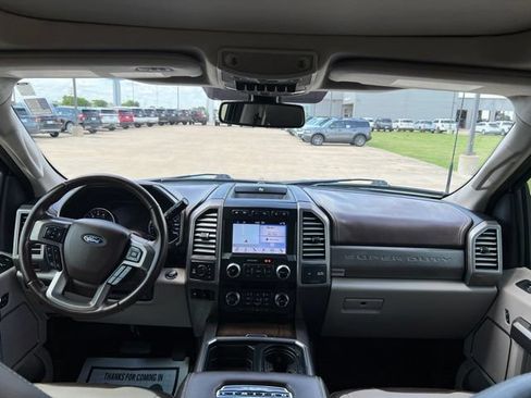 Used 2019 Ford F250 Limited w/ FX4 Off-Road Package AWD/4WD image 25