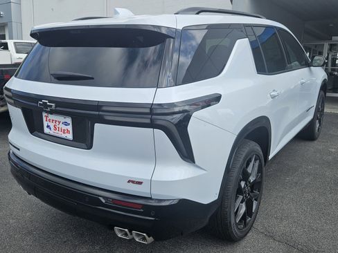 New 2026 Chevrolet Traverse RS FWD image 9