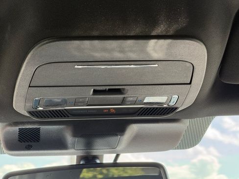 Certified 2023 Ford F150 Lariat AWD/4WD image 15