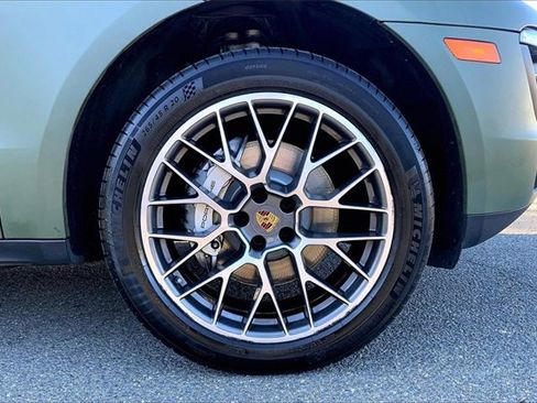Used 2015 Porsche Macan S image 8