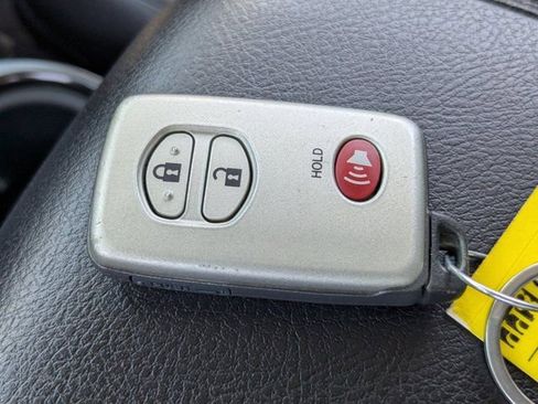 Used 2019 Toyota 4Runner Limited image 30