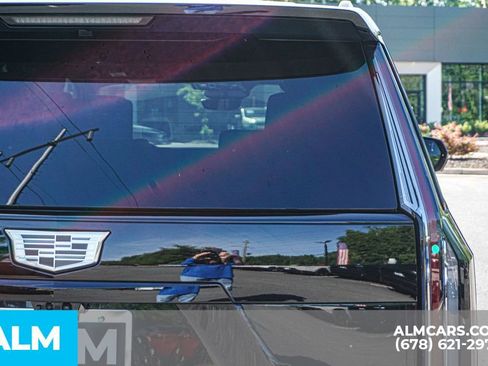 Used 2026 Cadillac Escalade Platinum Sport w/ LPO, ONYX Package AWD/4WD image 13
