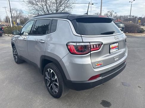 Used 2023 Jeep Compass Limited w/ Sun and Sound Group image 3