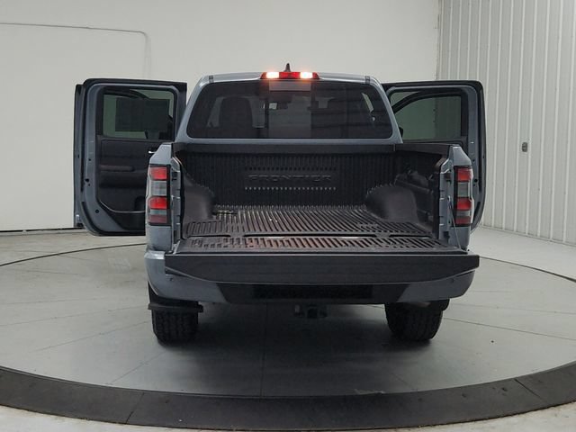 Used 2025 Nissan Frontier PRO-4X w/ Interior Protection Package AWD/4WD image 15