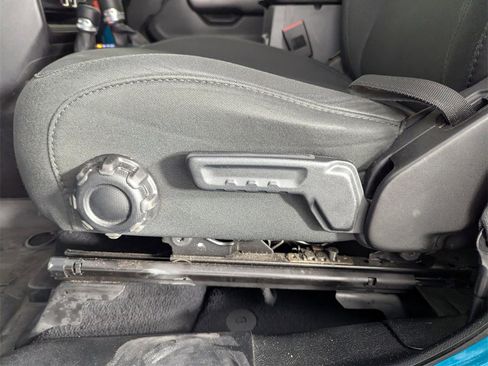 Used 2019 Jeep Wrangler Unlimited Sport S image 13