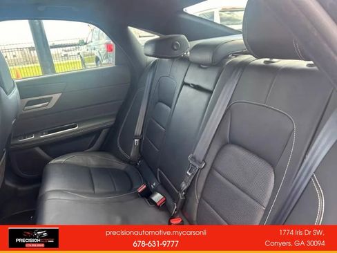 Used 2016 Jaguar XF R-Sport image 32