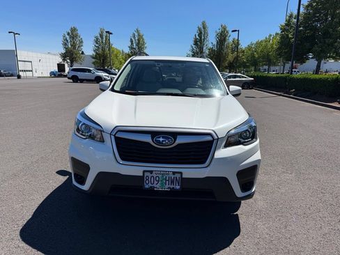 Used 2020 Subaru Forester Premium w/ Popular Package #1 AWD/4WD image 2