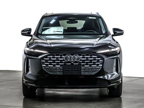 New 2025 Audi Q5 Premium Plus image 2