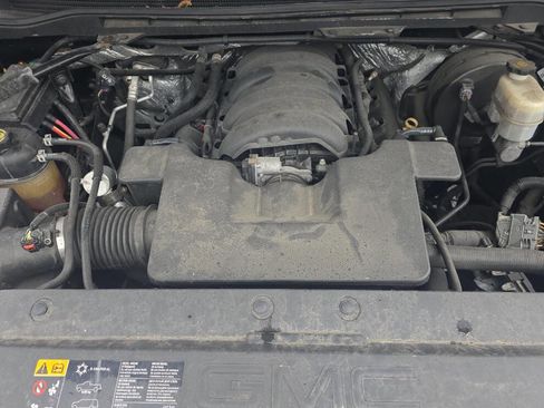 Used 2014 GMC Sierra 1500 SLT w/ SLT Crew Cab Value Package image 8