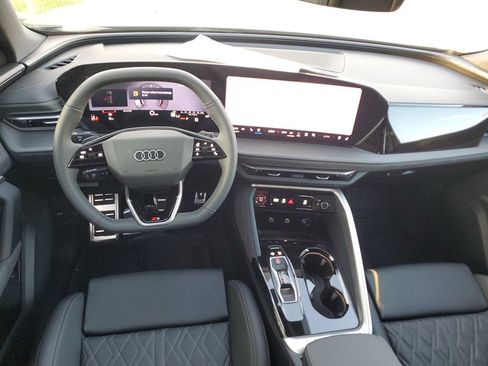 New 2026 Audi SQ5 Premium Plus AWD/4WD image 3