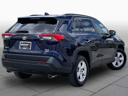 Used 2020 Toyota RAV4 XLE AWD/4WD image 13